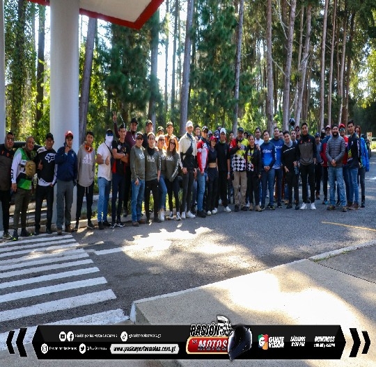 TRAVES&Iacute;A EXTREMA HACIA LAGUNA EL PINO