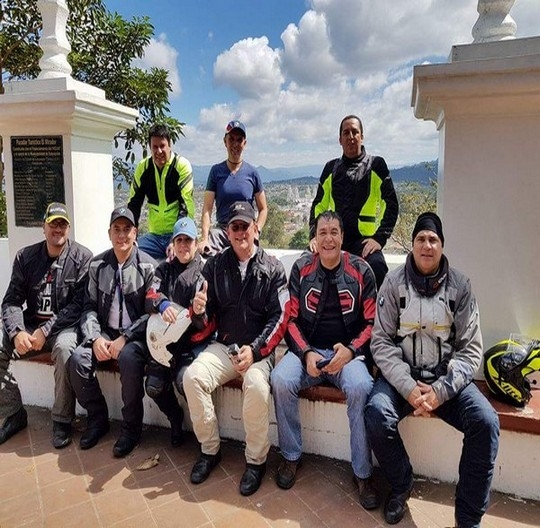 CLUB AVENGERS VISITA LA BAS&Iacute;LICA DE ESQUIPULAS