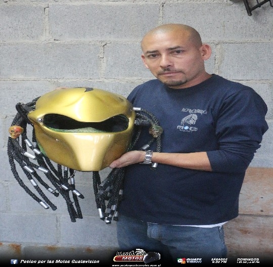 &iquest;C&Oacute;MO SE FABRICA UN CASCO DE DEPREDADOR?